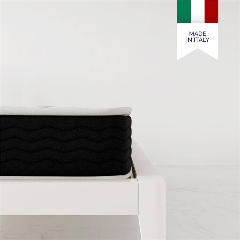 Full Encased Coil and Memory Foam Hybrid Mattress L17841