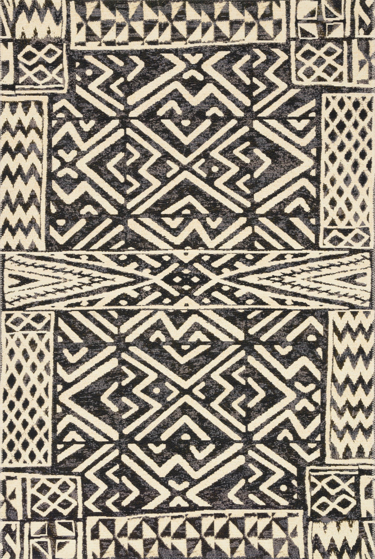 Ivory Black Rug B687