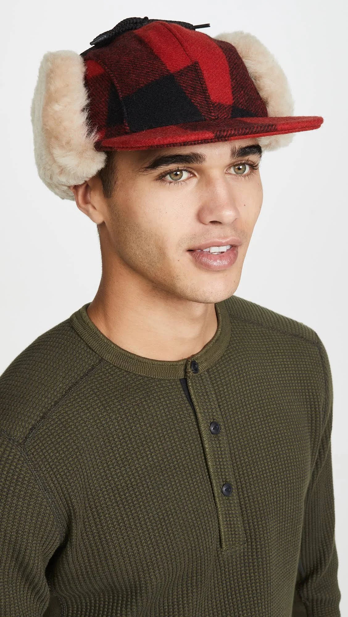 Mackinaw Cap Red Black H292