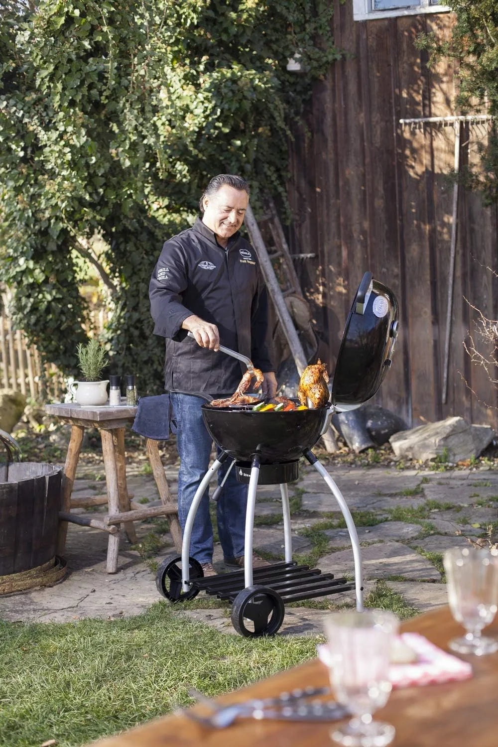 20-Inch Kettle Grill G52016