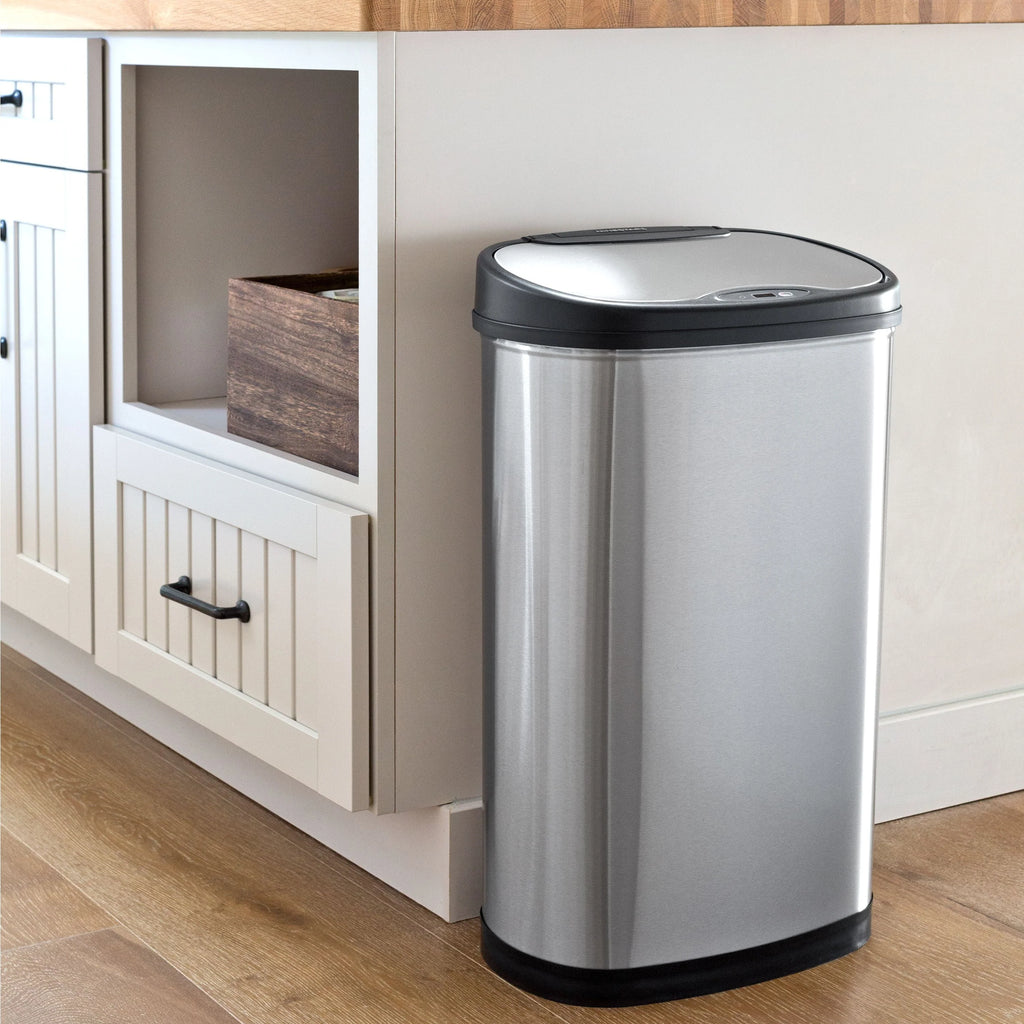 13.2 Gallon Stainless Steel Motion Sensor Trash Can M451