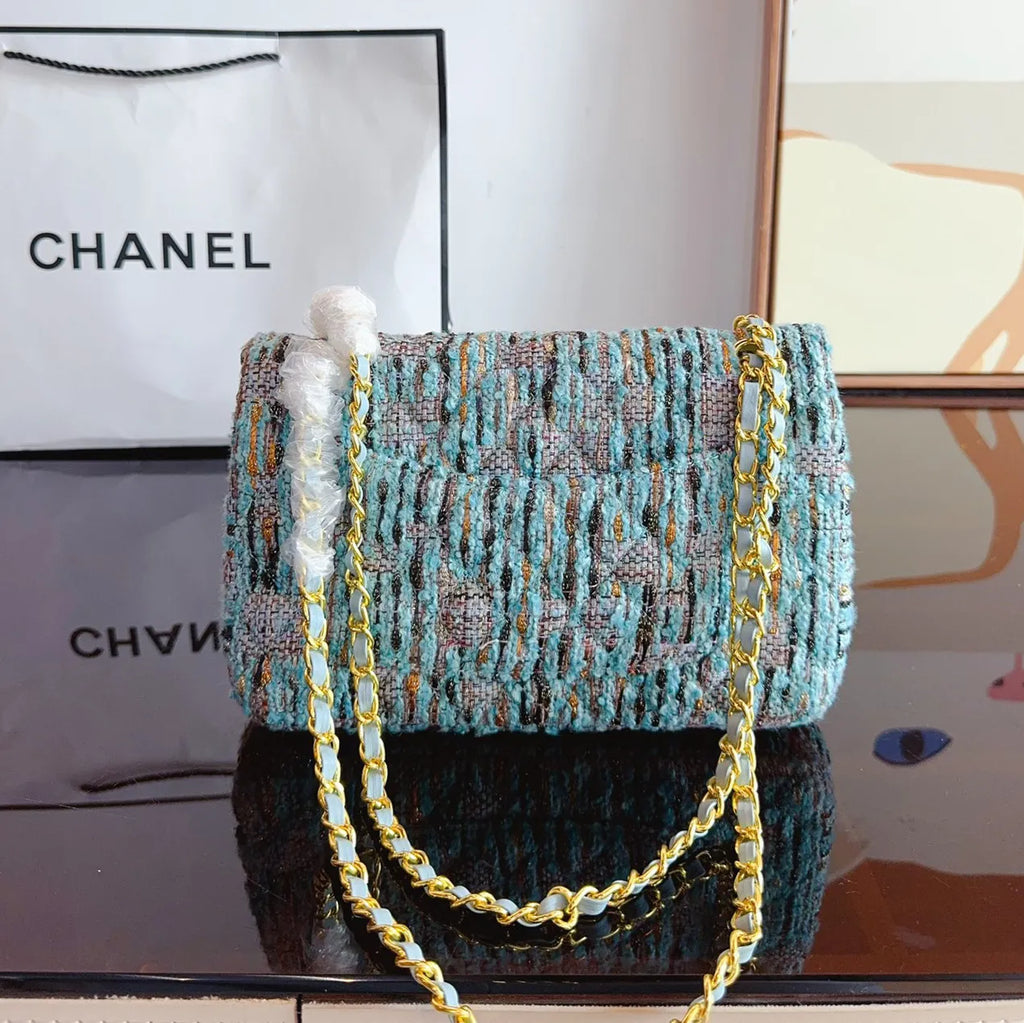 Mini Classic Handbag Q139