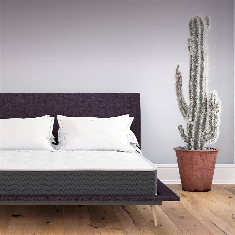 Full Encased Coil and Memory Foam Hybrid Mattress L17841
