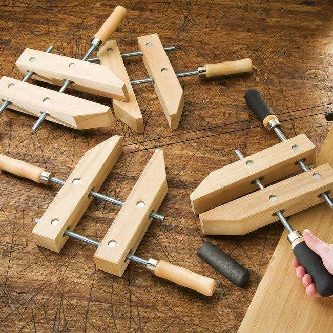 Wooden Handscrew Clamp J647
