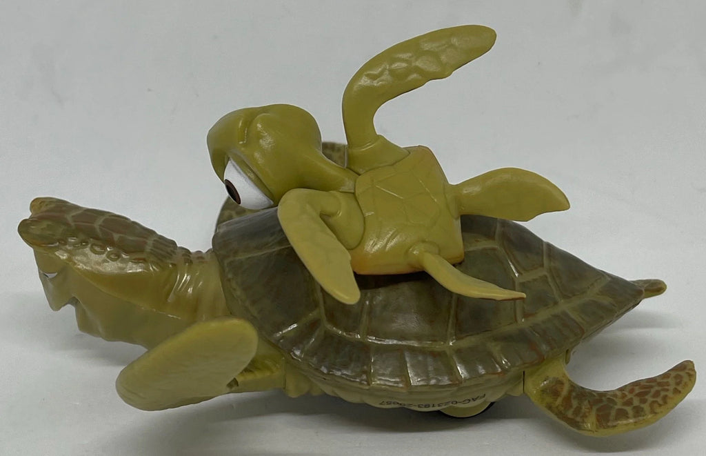 Finding Nemo Crush and Squirt Turtle Pullback Vehicle Toy N848