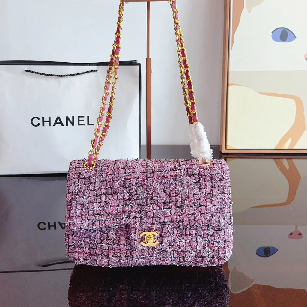 Mini Classic Handbag Q139