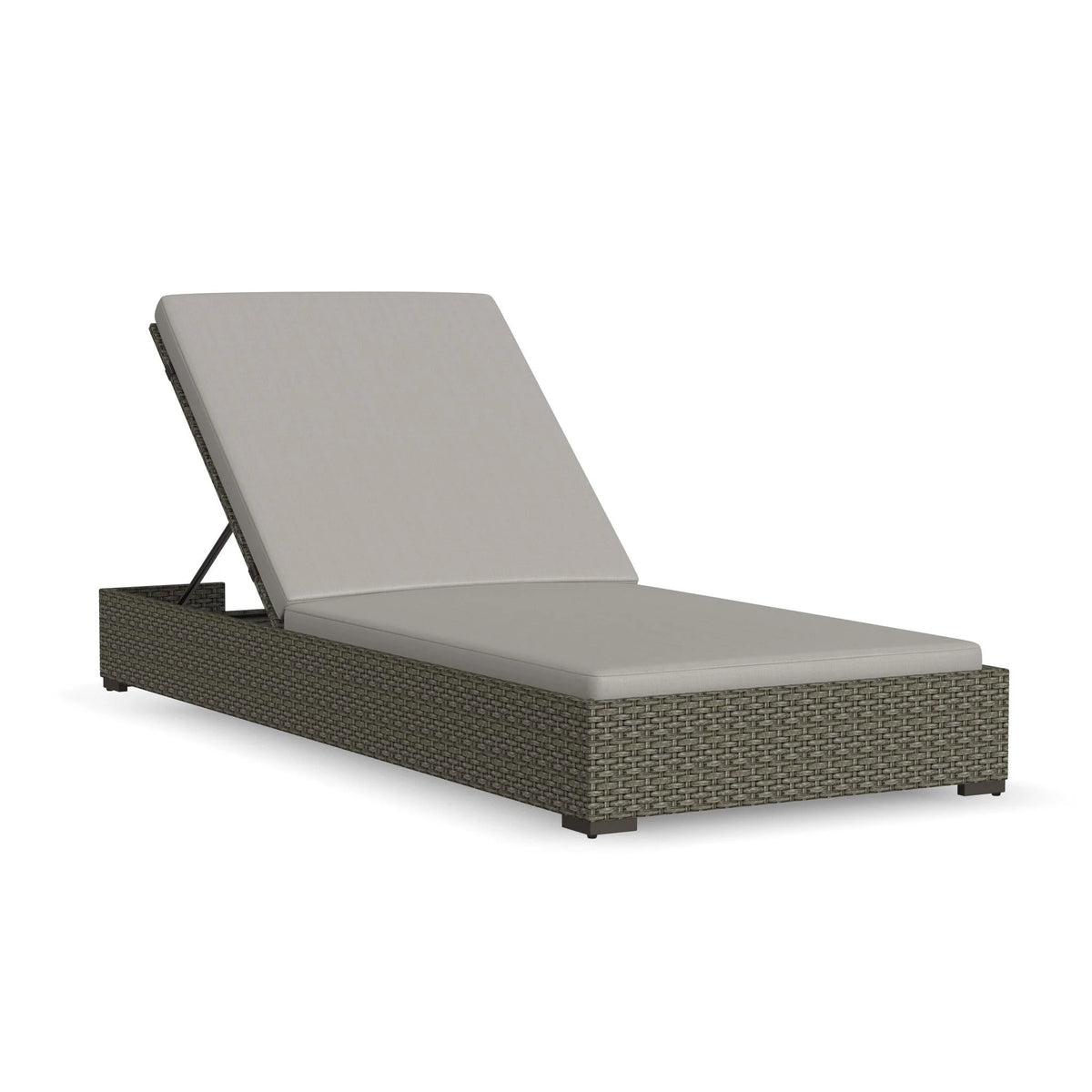 Brown Rattan Outdoor Chaise Lounge C726