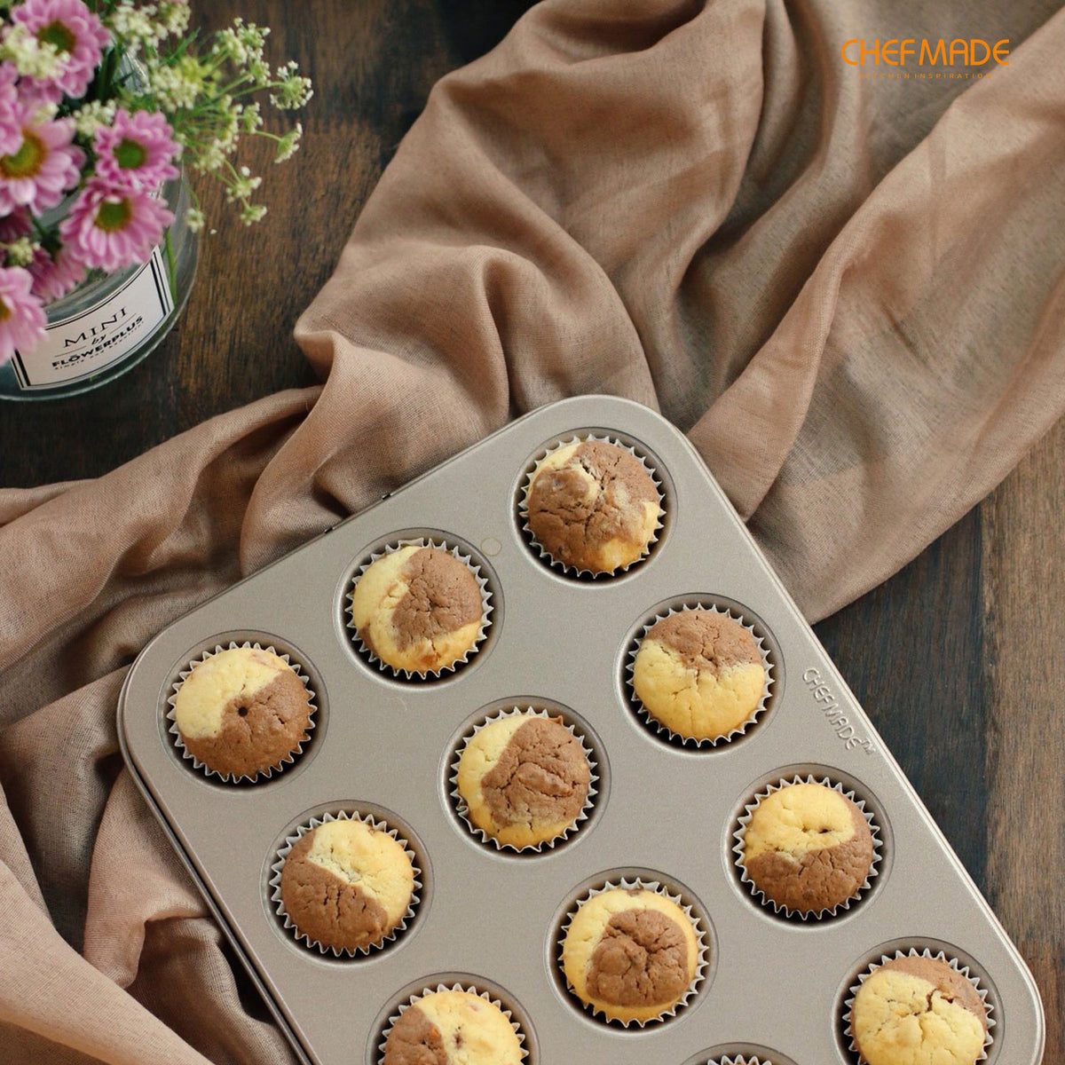 12-Cavity Non-Stick Mini Muffin Pan X37805