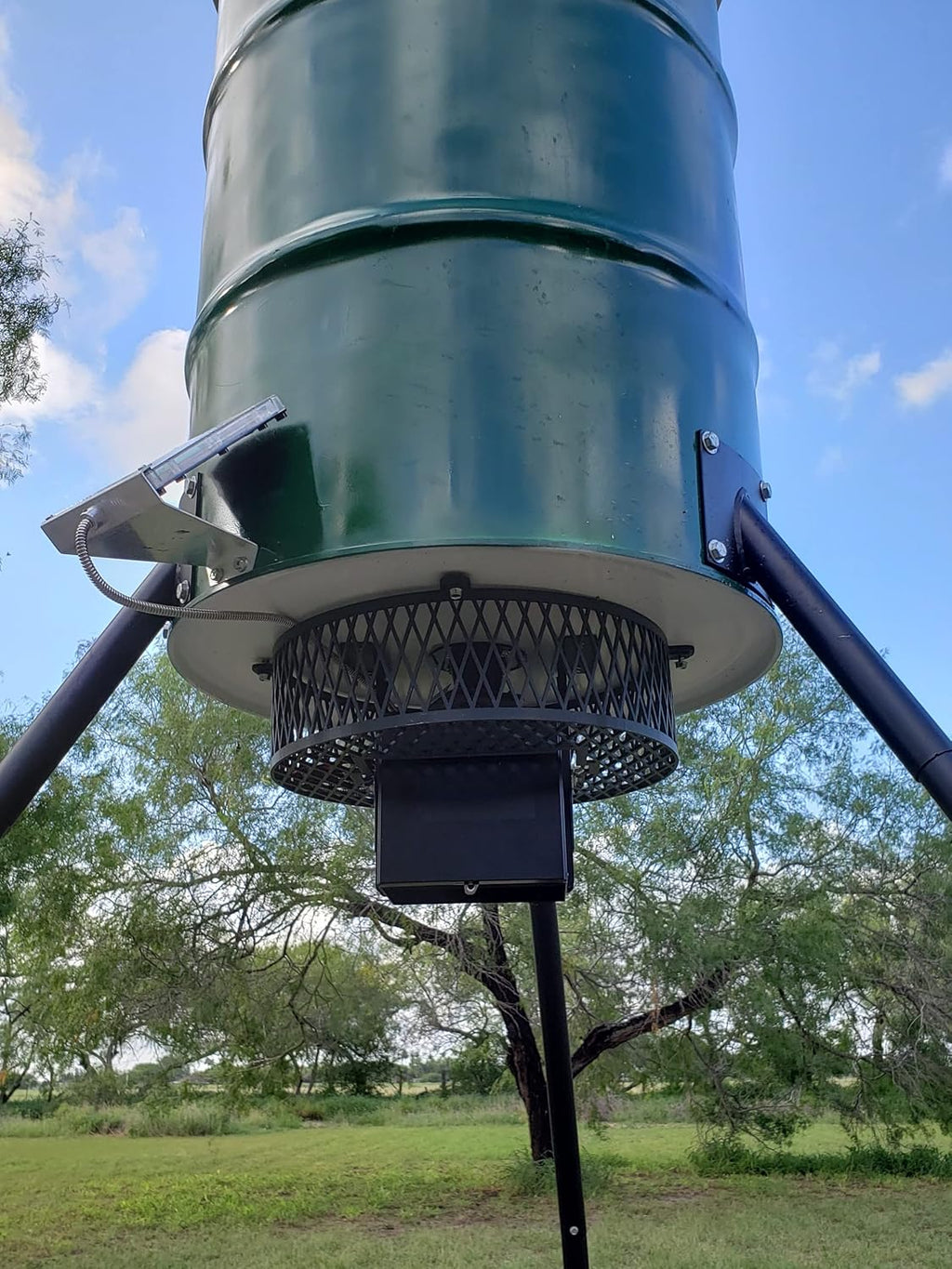 All Season Feeder J4379