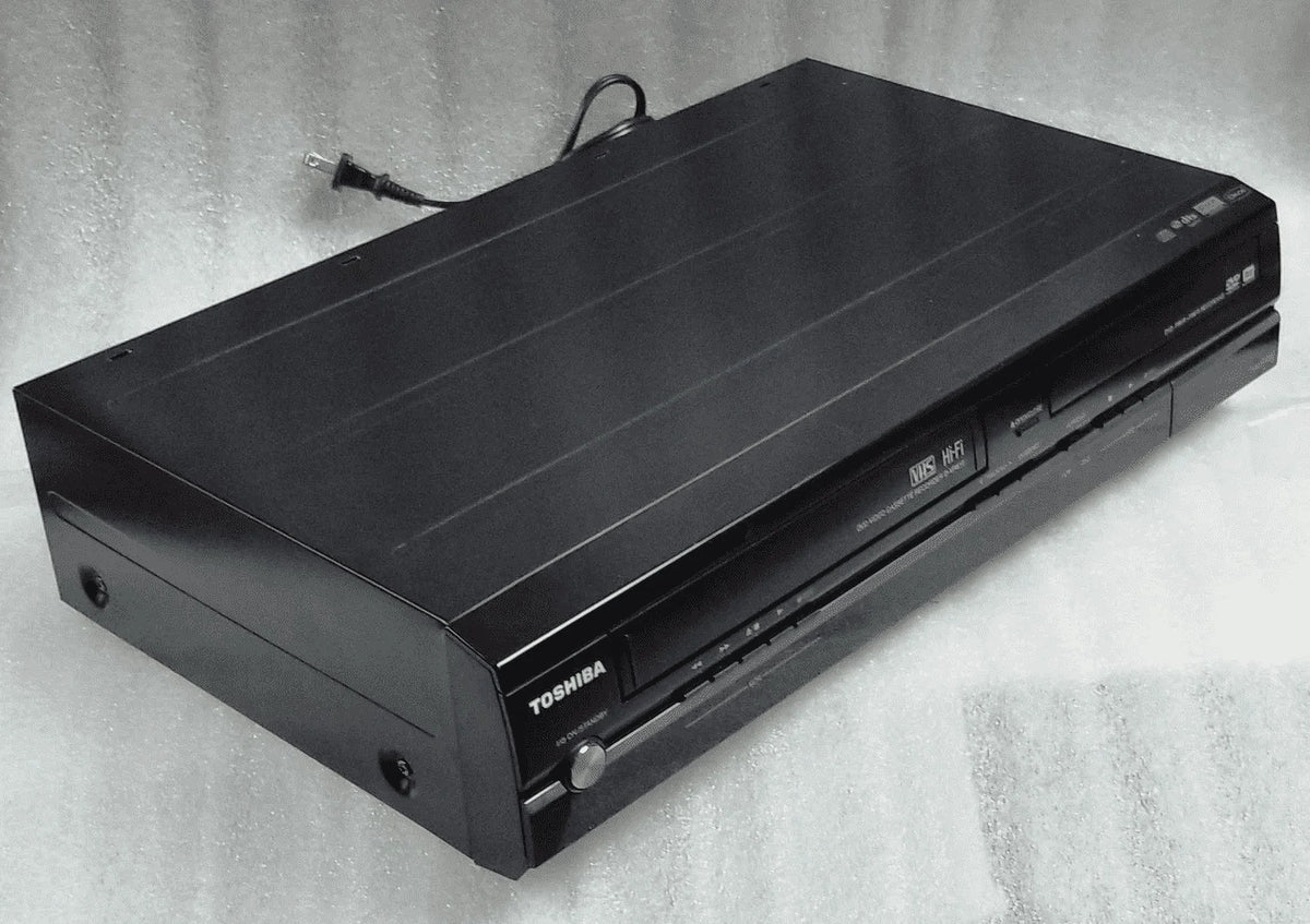 DVD Recorder VCR Combo with HDMI M20276