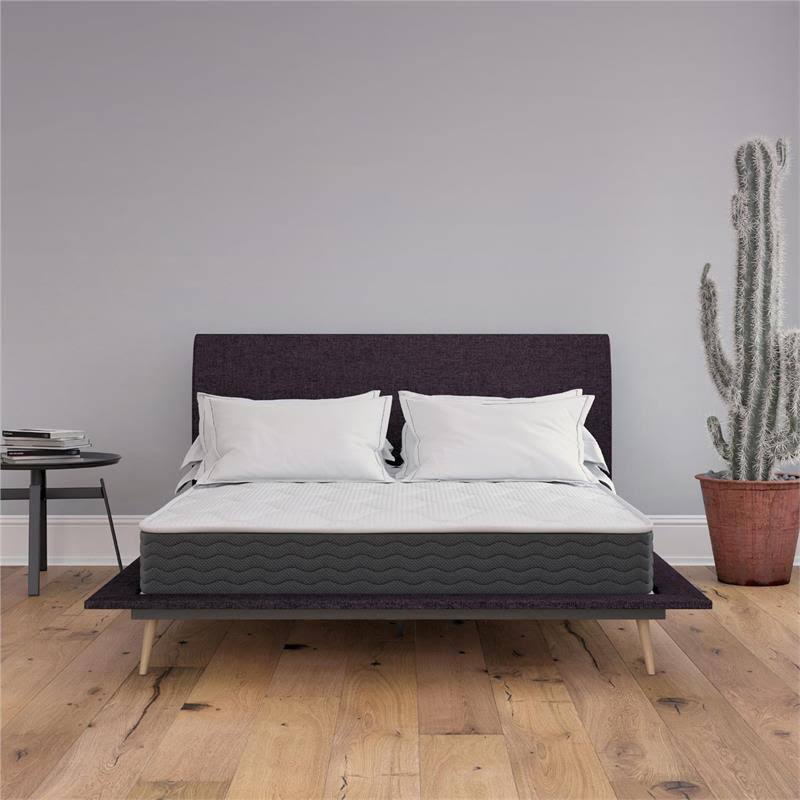 Full Encased Coil and Memory Foam Hybrid Mattress L17841