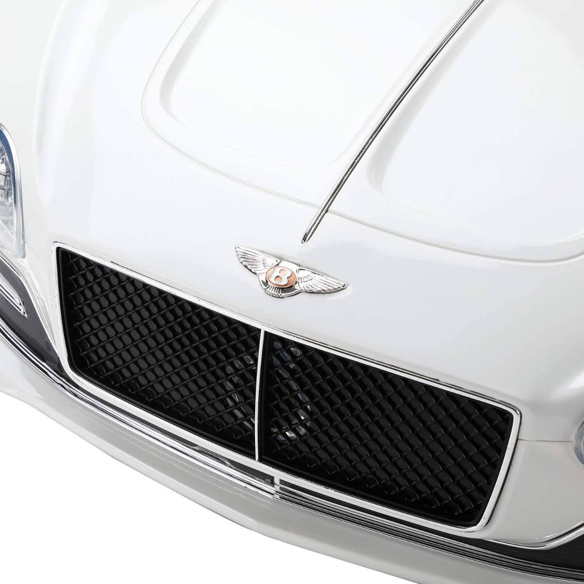 White Ride on Car M42214