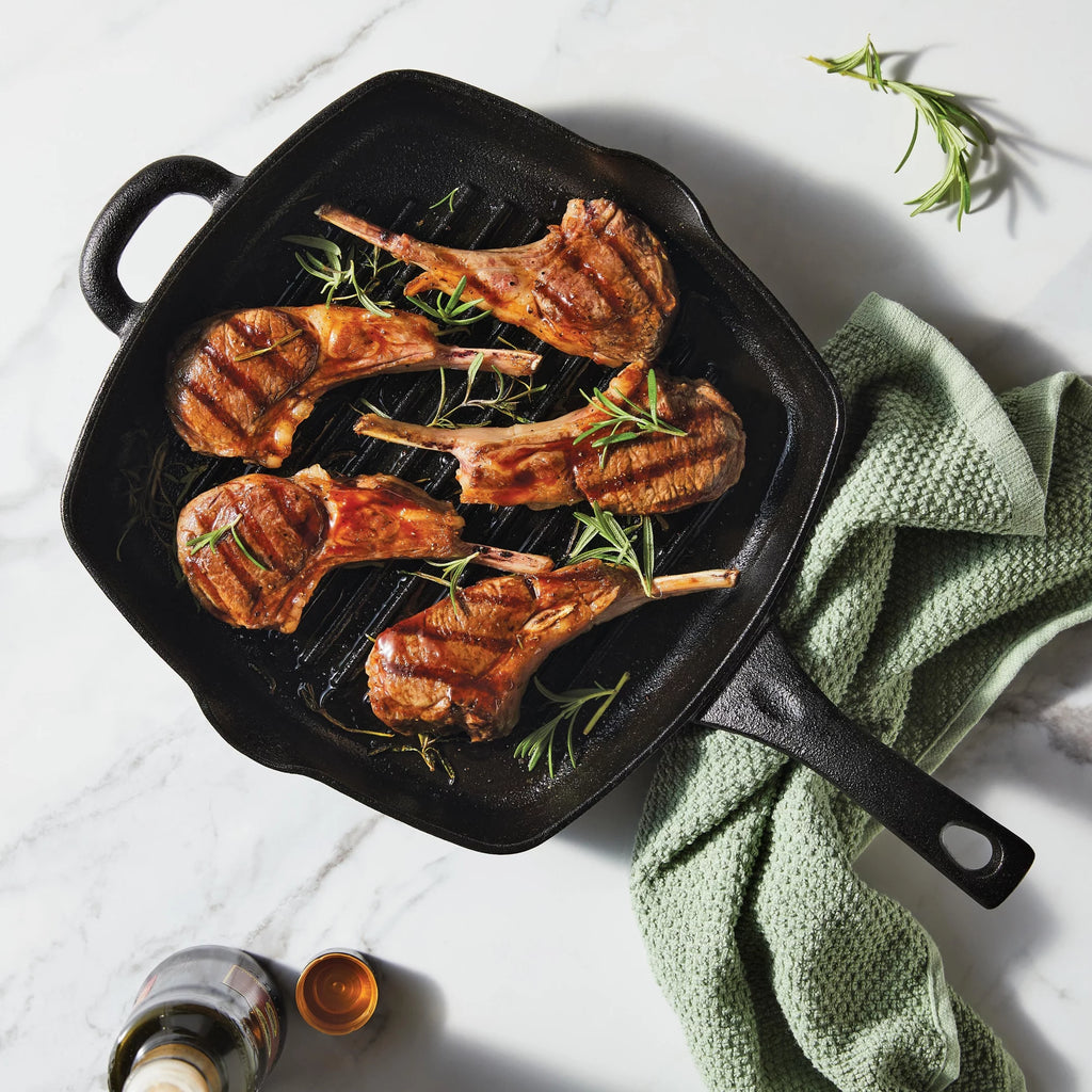 10 Inch Black Cast Iron Grill Pan O9054